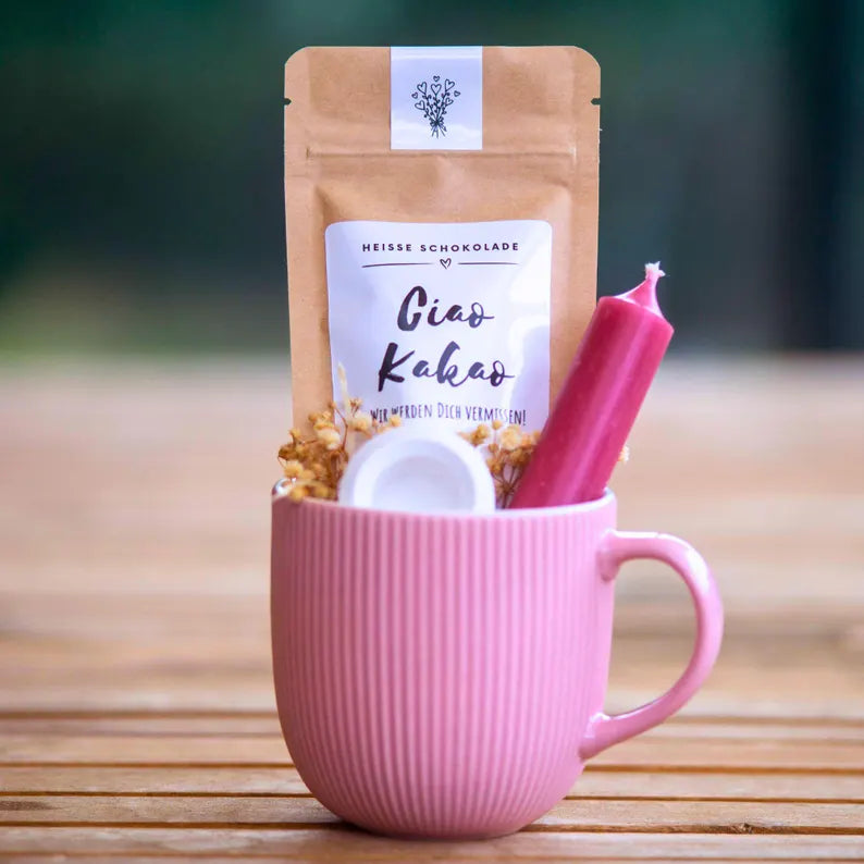 Abschiedsgeschenk Kollegin & Kollege | Geschenkset zum Abschied | Büro Geschenk mit Tasse, Kerze & Kakao