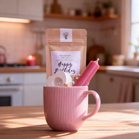 Geschenkset Geburtstag – Tasse, Tee oder Kakao, Kerze, Kerzenhalter | Geburtstagsgeschenk für Sie, Kleinigkeit Geburtstag Kollegin, Freundin